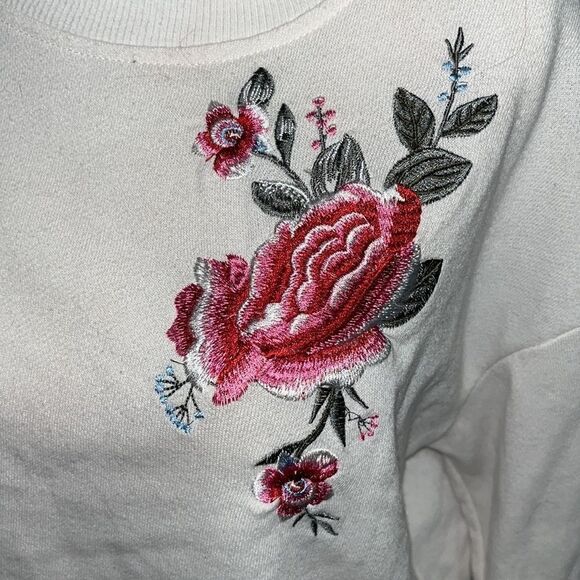 Streetwear Society - crop white Roses sweatshirt - M - Picture 3 of 5